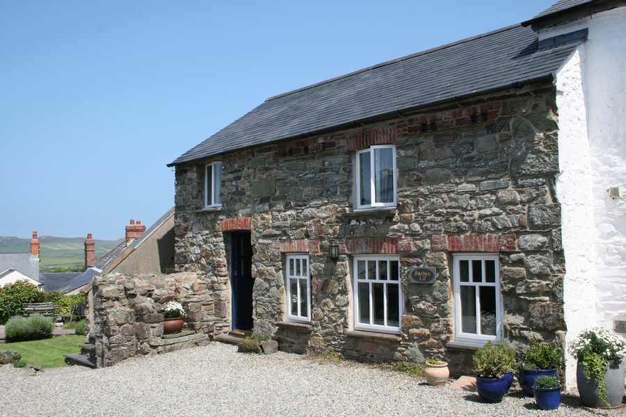 Ty Gwilym Cottage